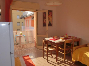 Comfy one-Bedroom Apartment with terrace and lift